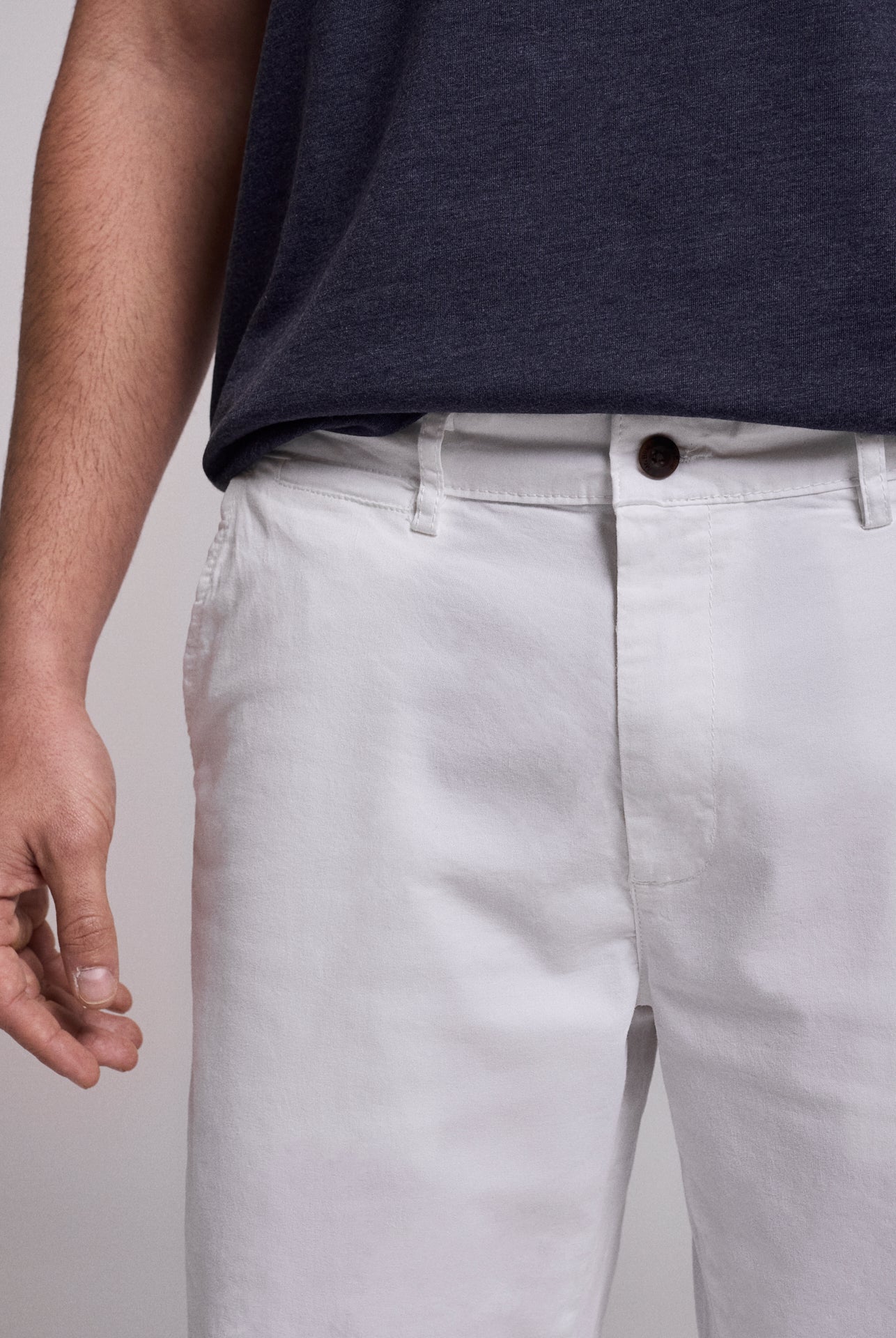 WHITE COTTON BERMUDA REGULAR FIT MR. BLUE