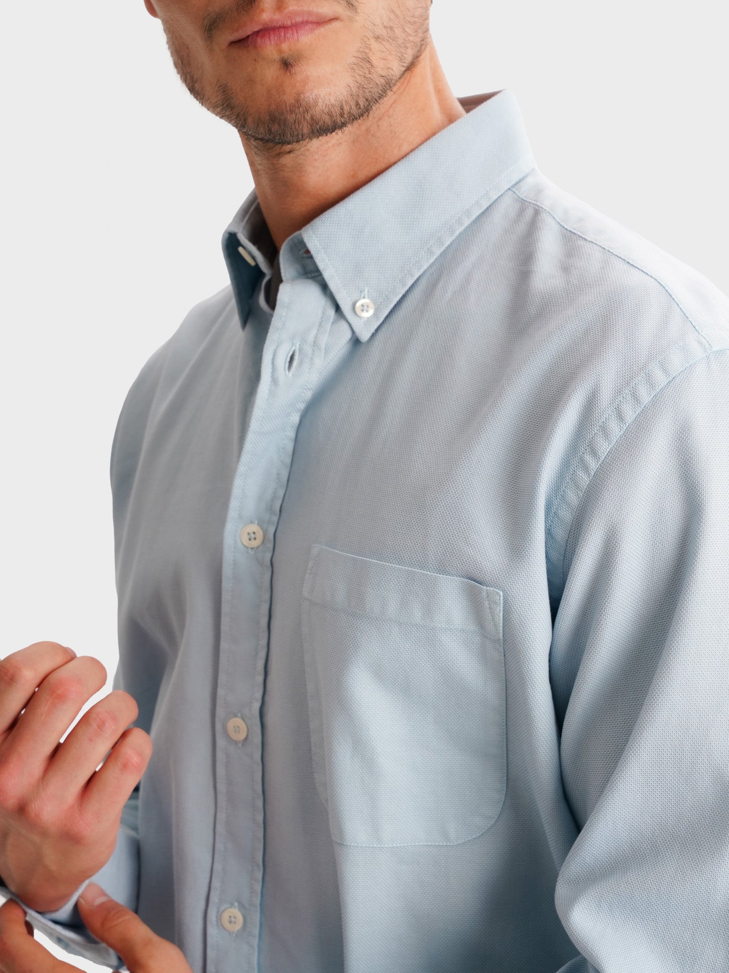 BLUE REGULAR FIT MR SHIRT. BLUE