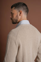 CARDIGAN LÃ REGULAR FIT BEGE LISO MR. BLUE