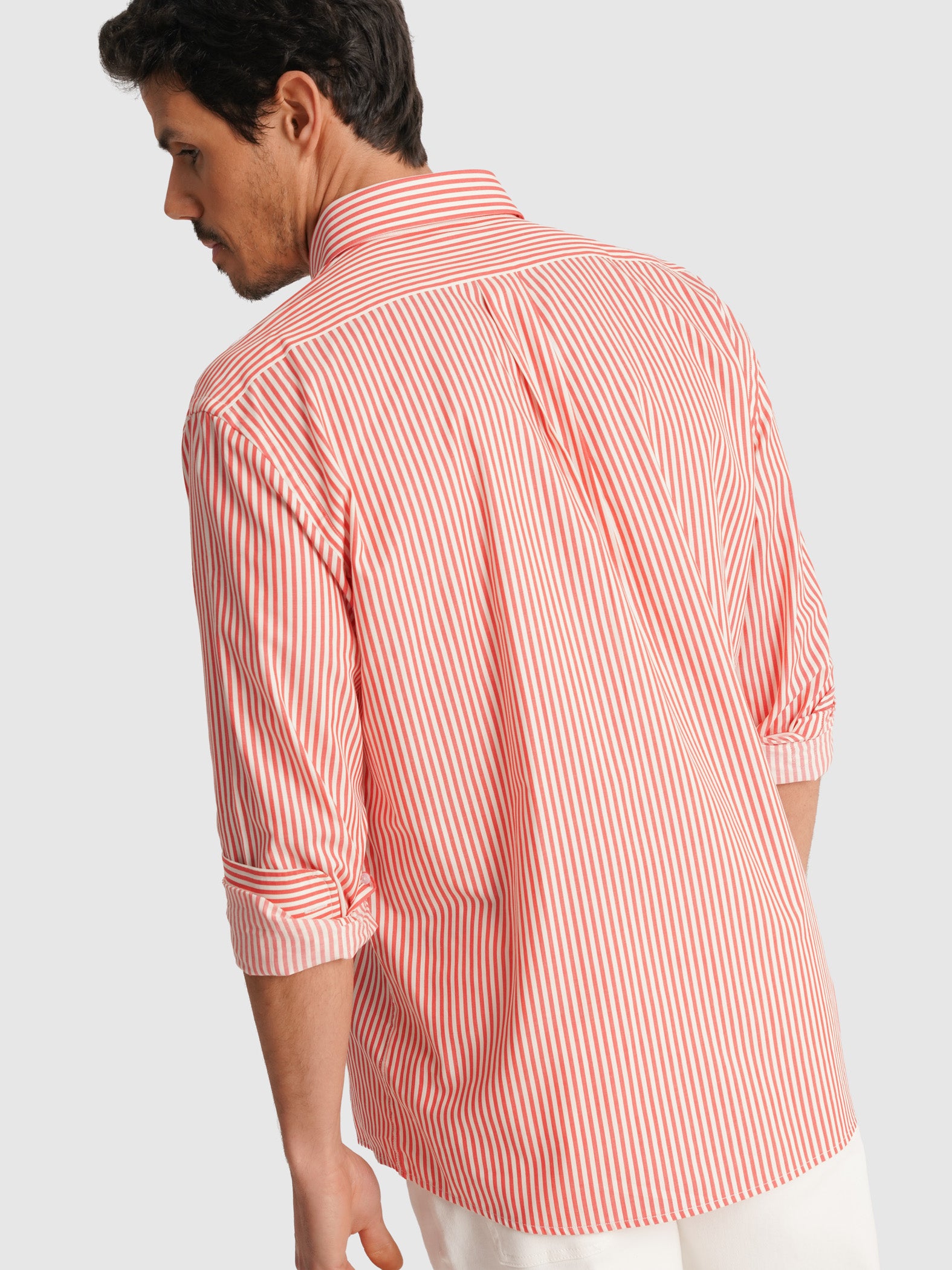RED LONG SLEEVE REGULAR FIT MR SHIRT. BLUE
