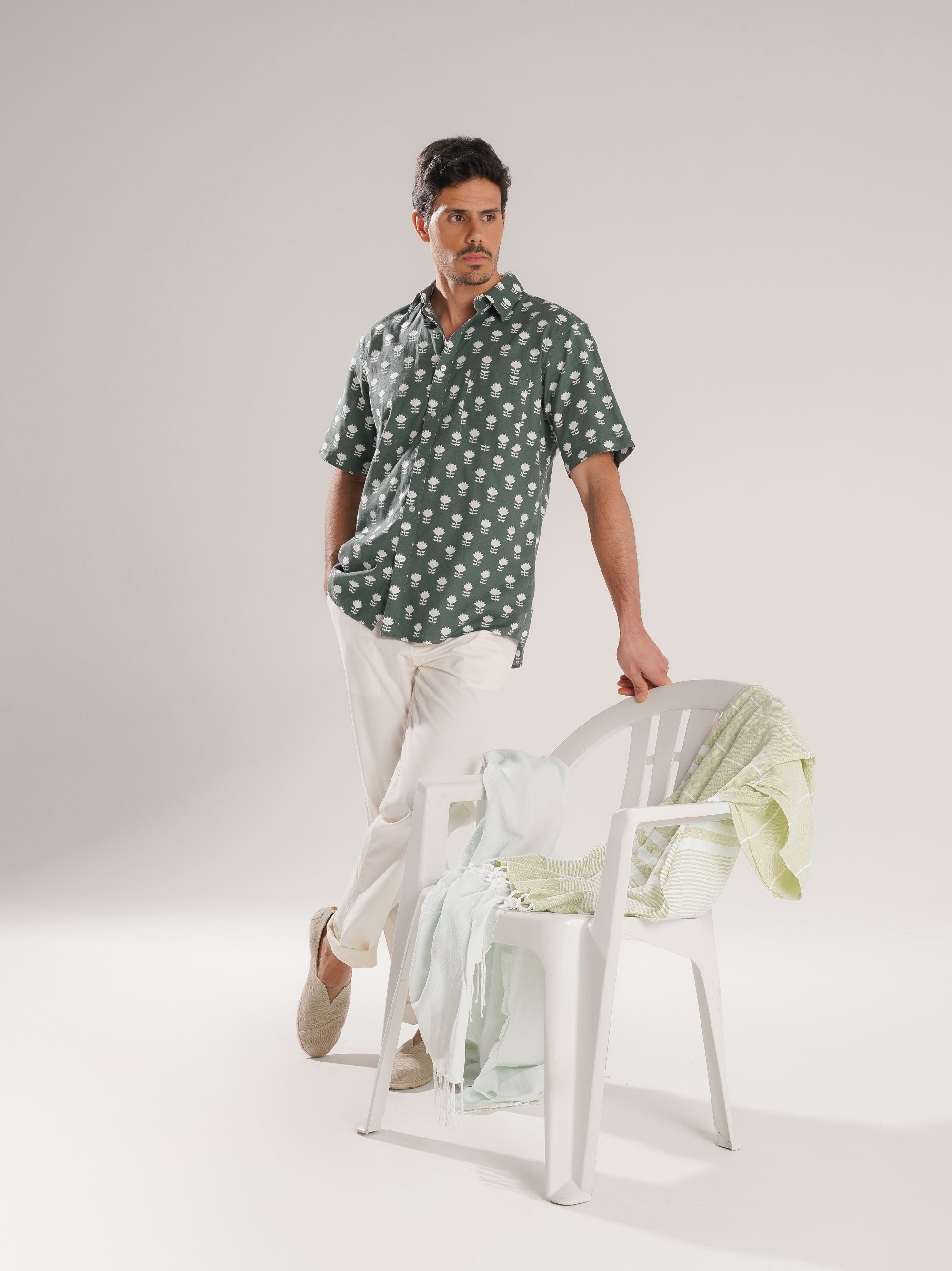 GREEN SHIRT SHORT SLEEVE REGULAR FIT MR. BLUE