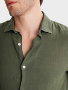 CAMISA LINO VERDE MANGA LARGA SASTRERÍA MARK BELLUCCI