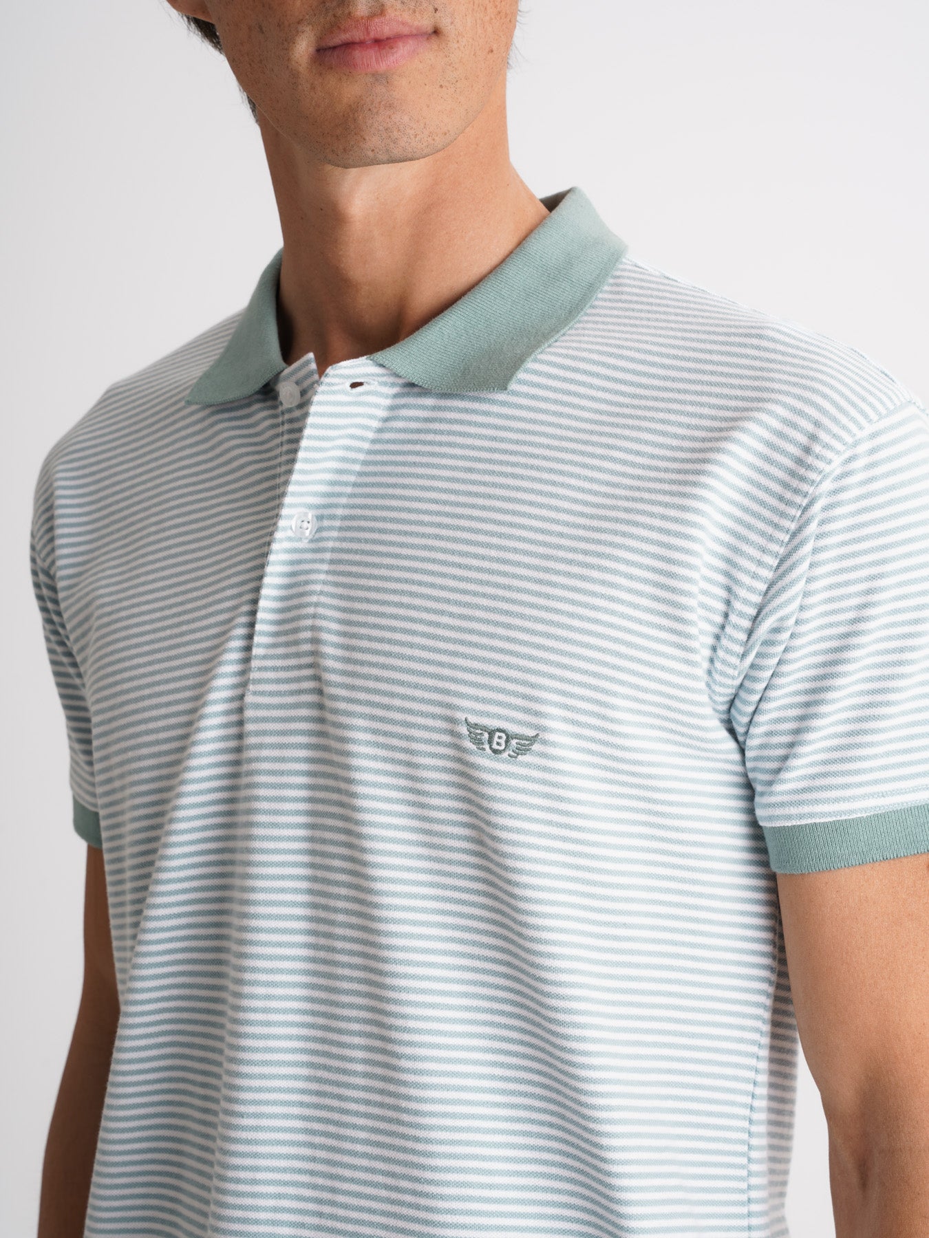 Polo de piqué de corte estándar de Mr. Blue