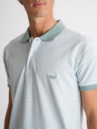 Polo de piqué de corte estándar de Mr. Blue